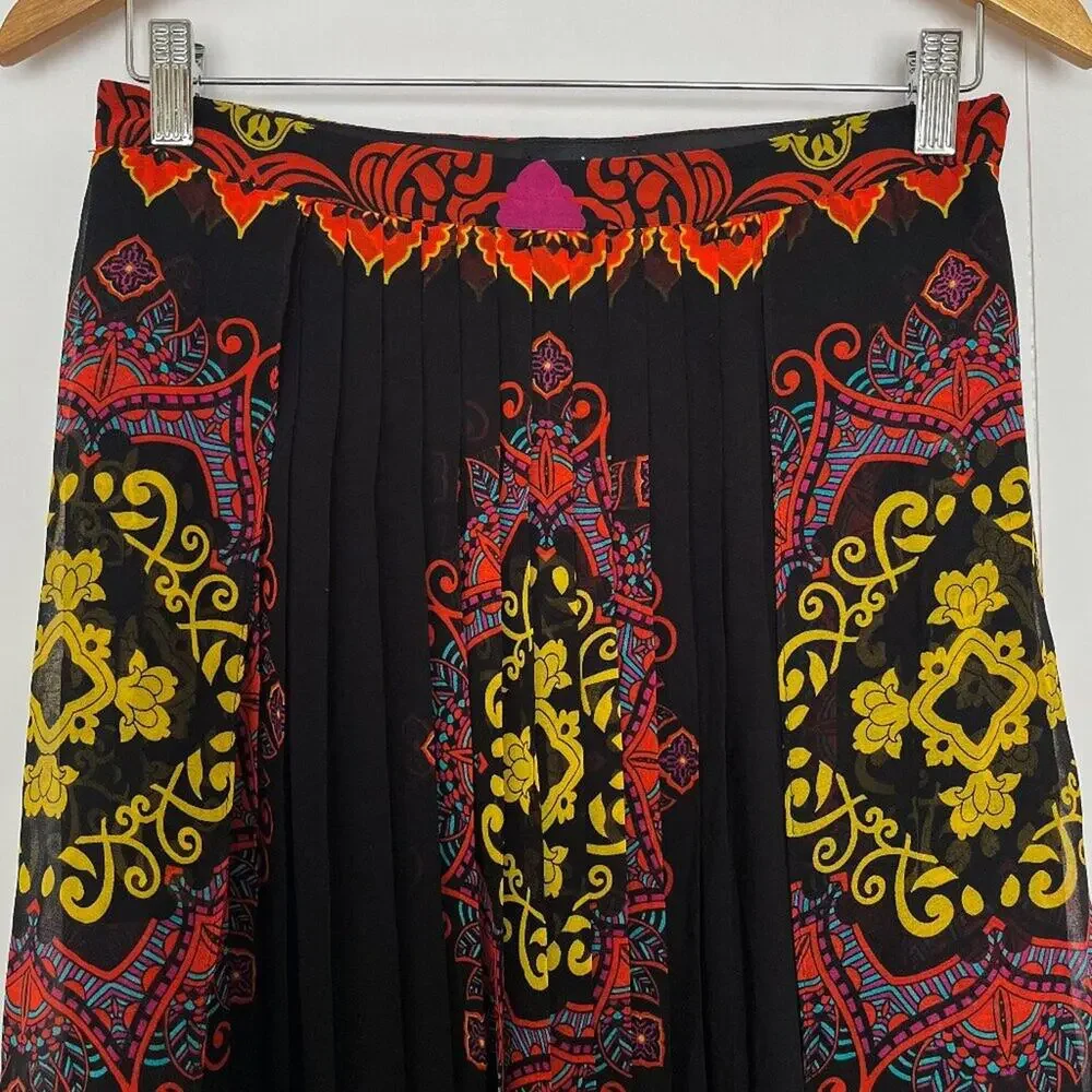 Bebe Maxi Skirt Pleated Chiffon Flowy Boho Colorful Bohemian Size 8 Black Multi